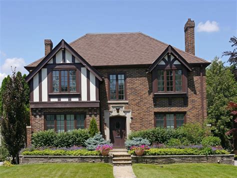 pictures of tudor homes|pictures of tudor style houses.